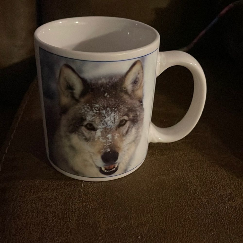 Vintage wolf Coffee mug